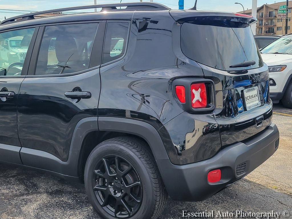 Used 2020 Jeep Renegade Altitude FWD image 7