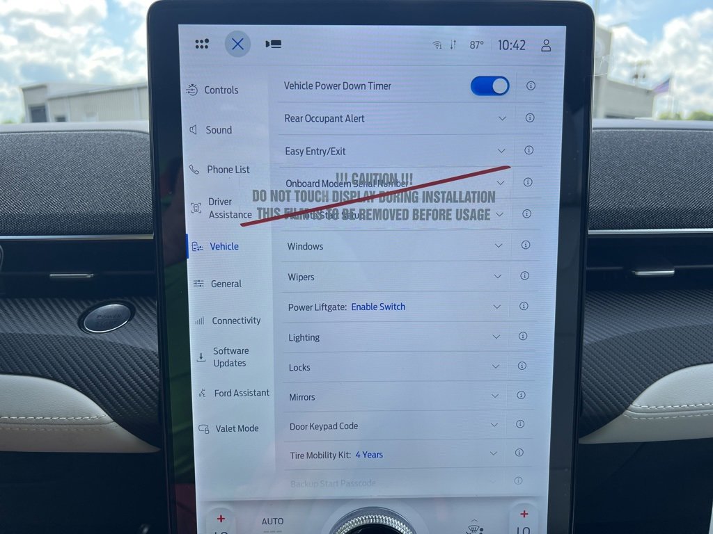 New 2025 Ford Mustang Mach-E Premium image 29