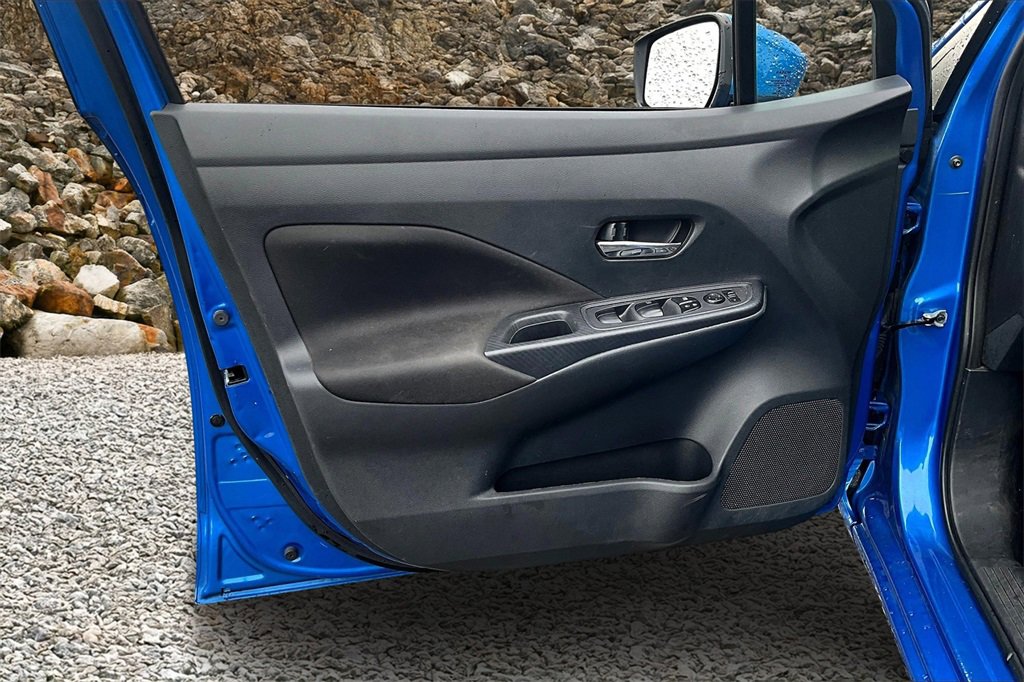 Used 2021 Nissan Versa SV image 19