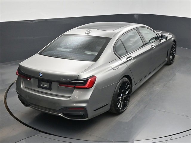 Used 2022 BMW 740i xDrive 740i xDrive w/ M Sport Package image 45