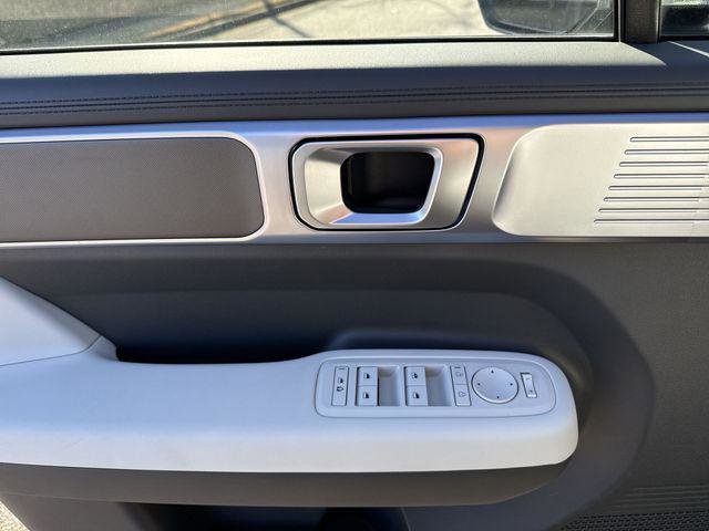 New 2026 Hyundai Santa Fe SE image 15