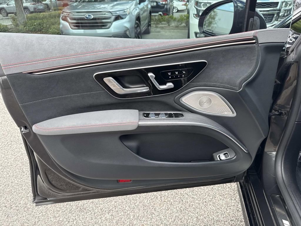 Used 2023 Mercedes-Benz EQS AMG 4MATIC image 24