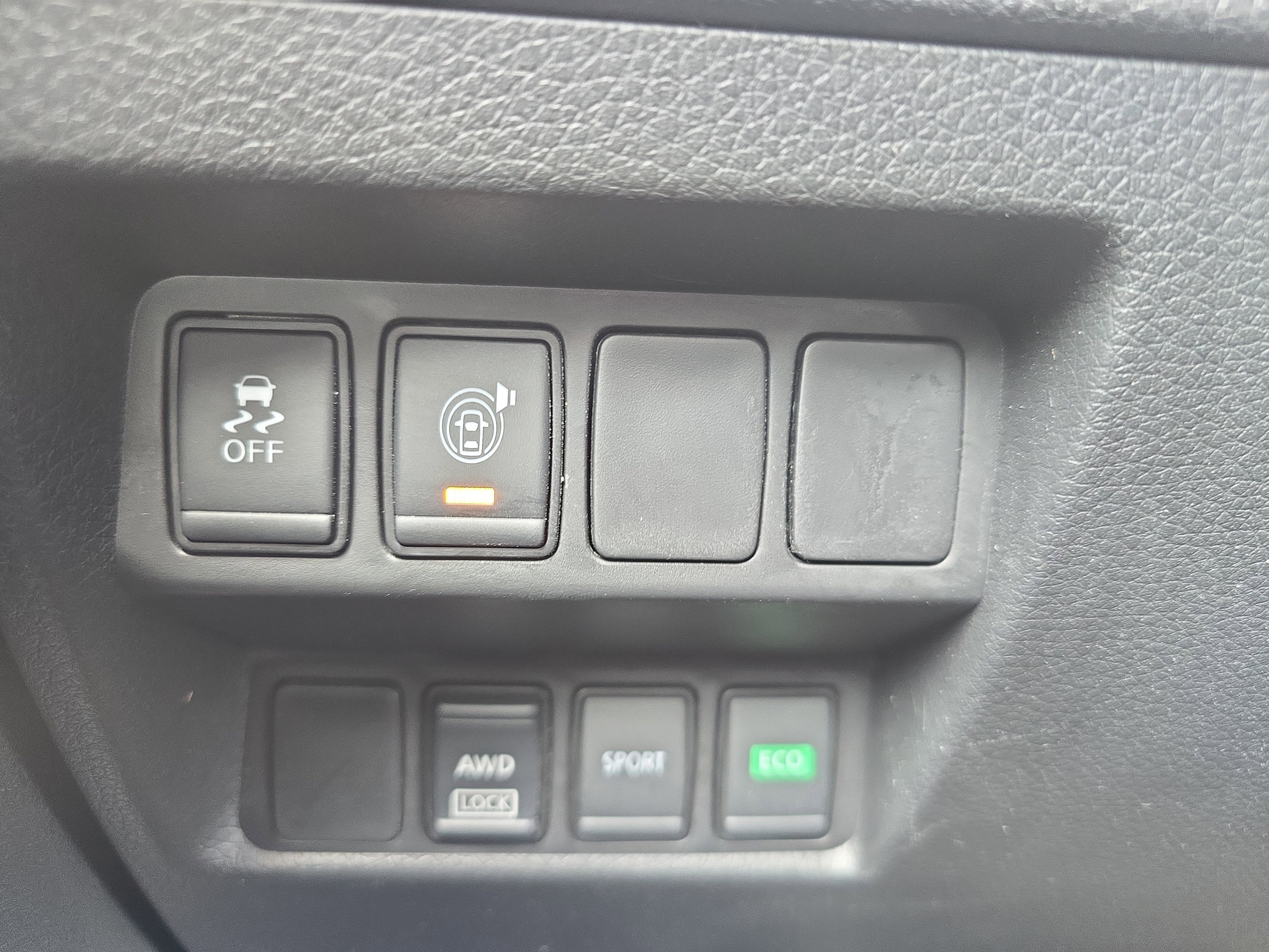 Used 2017 Nissan Rogue SV w/ Midnight Edition image 22