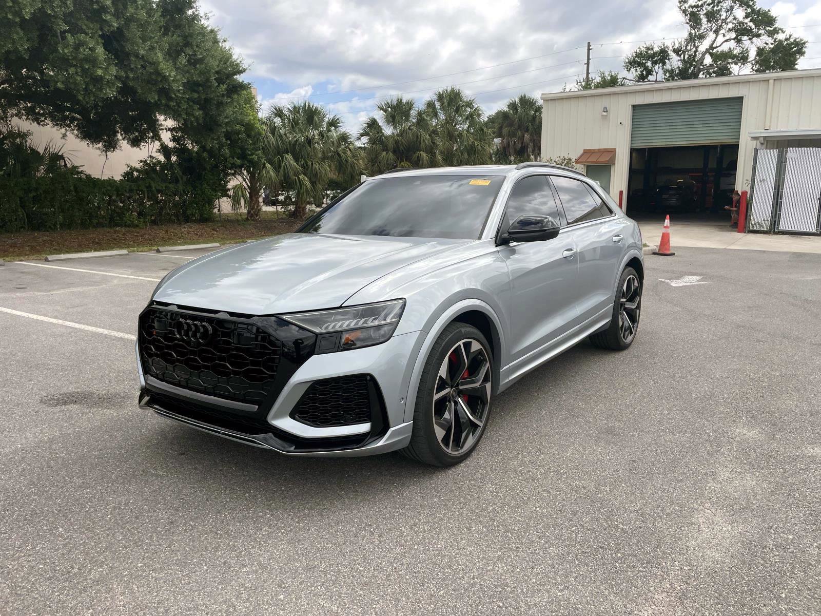 Used 2024 Audi RS Q8 AWD/4WD image 1