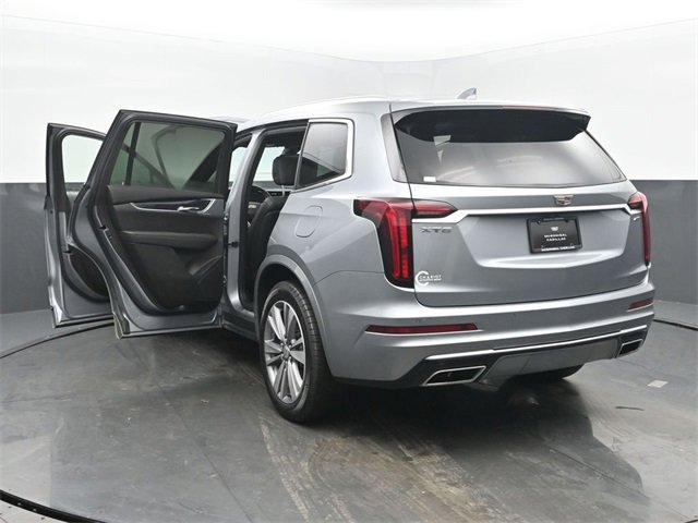 Certified 2025 Cadillac XT6 Premium Luxury image 58