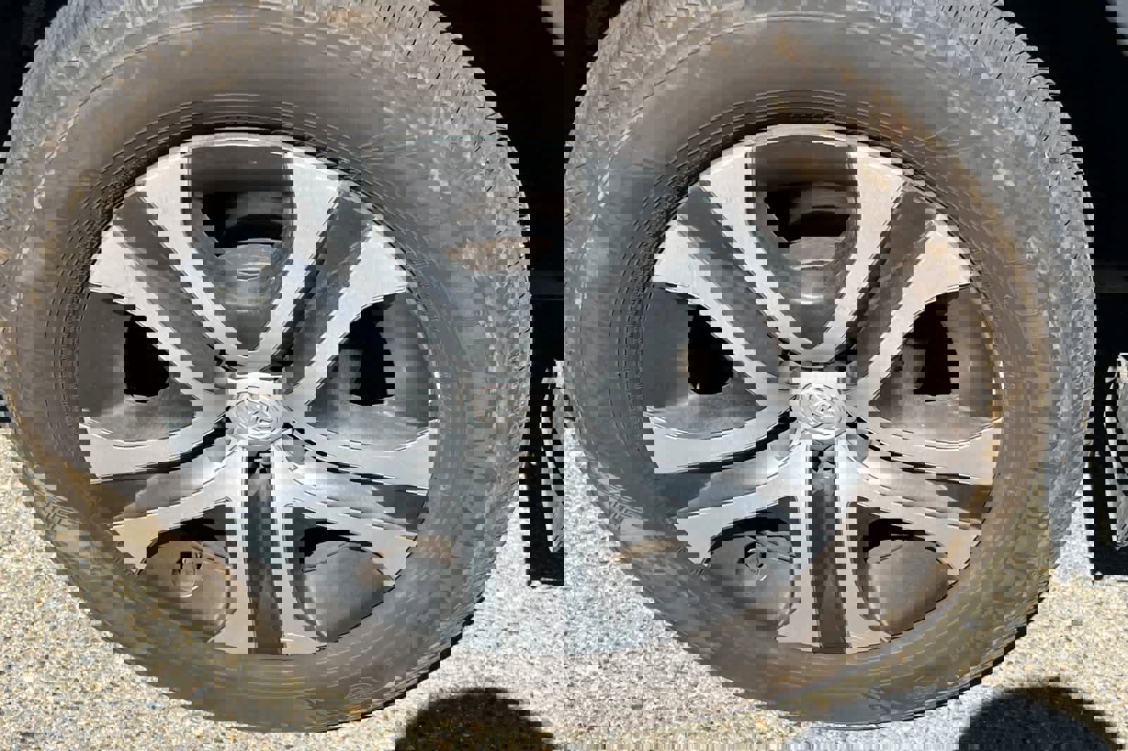 Used 2017 Toyota RAV4 LE w/ All Weather Liner Package FWD image 17