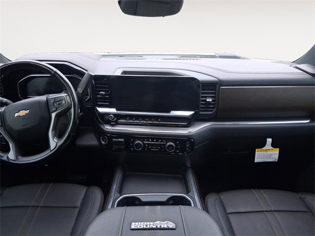 Used 2024 Chevrolet Silverado 2500 High Country w/ High Country Premium Package image 10