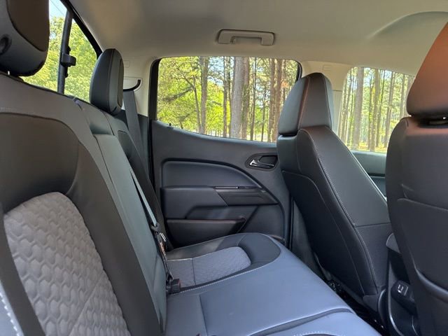 Used 2022 Chevrolet Colorado Z71 AWD/4WD image 23