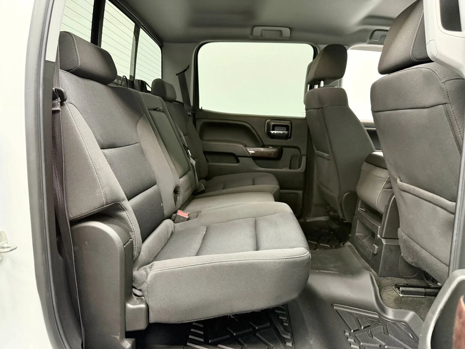 Used 2017 GMC Sierra 1500 SLE w/ SLE Value Package AWD/4WD image 18