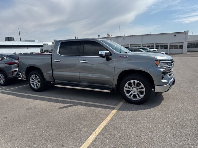 Used 2023 Chevrolet Silverado 1500 LTZ w/ LTZ Premium Package image 8