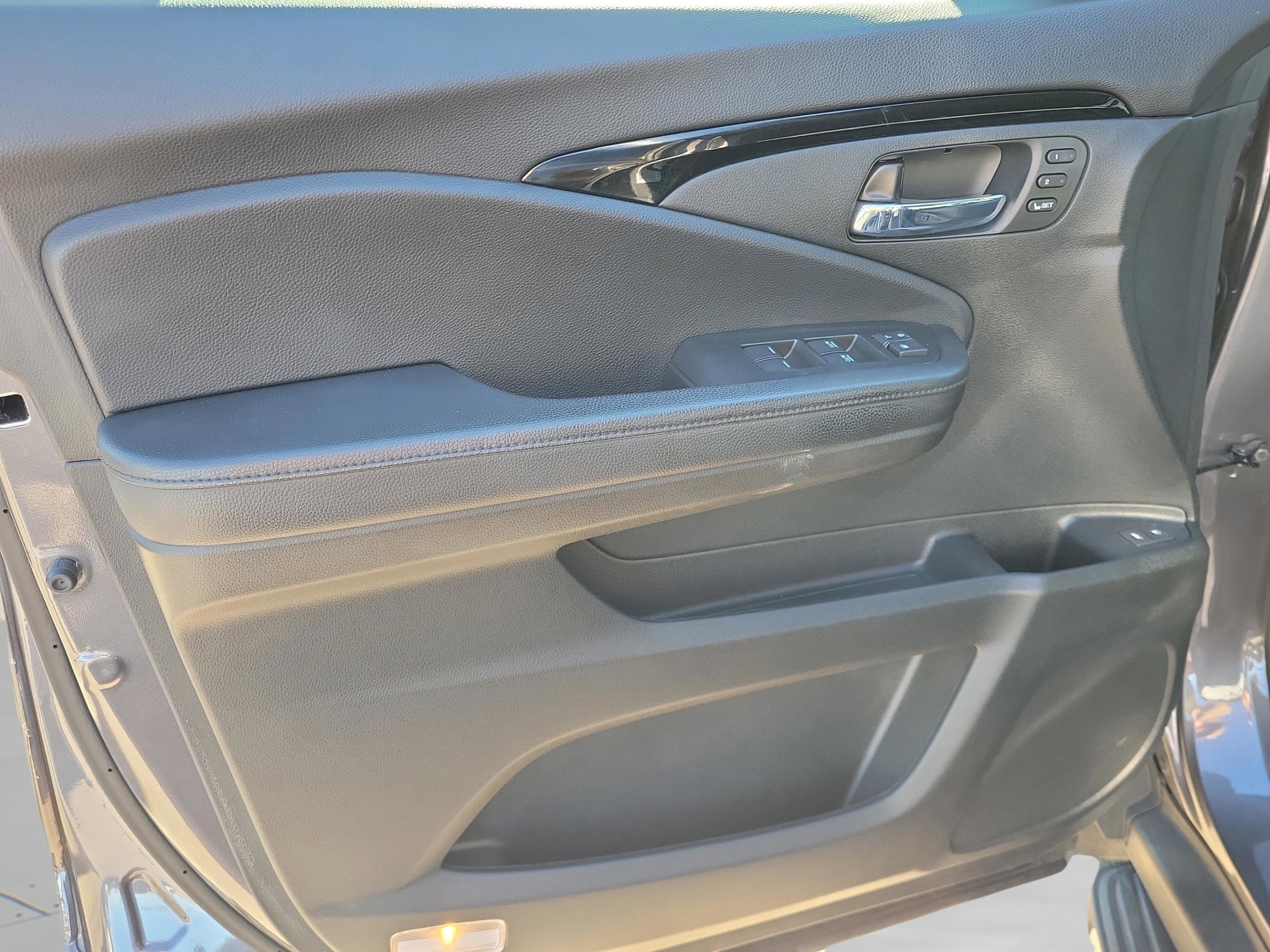 Used 2021 Honda Pilot Elite image 22