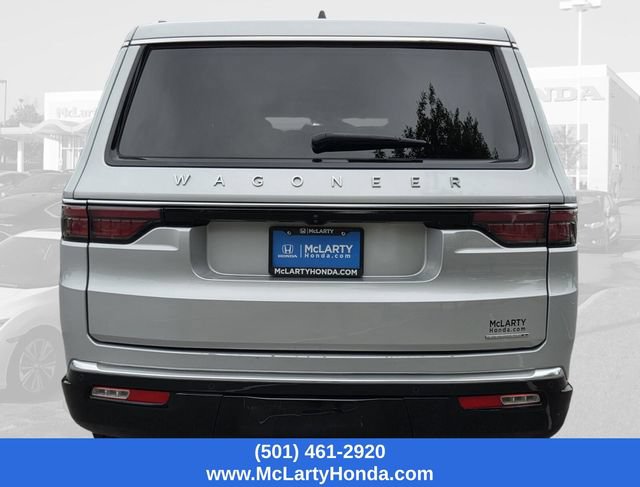 Used 2024 Jeep Wagoneer Series II w/ Flexible Seating Group RWD image 6