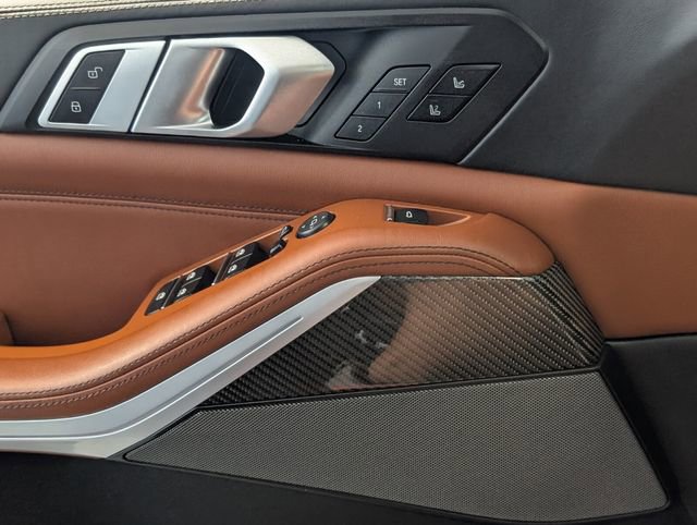 Used 2022 BMW X5 M50i w/ Executive Package image 28