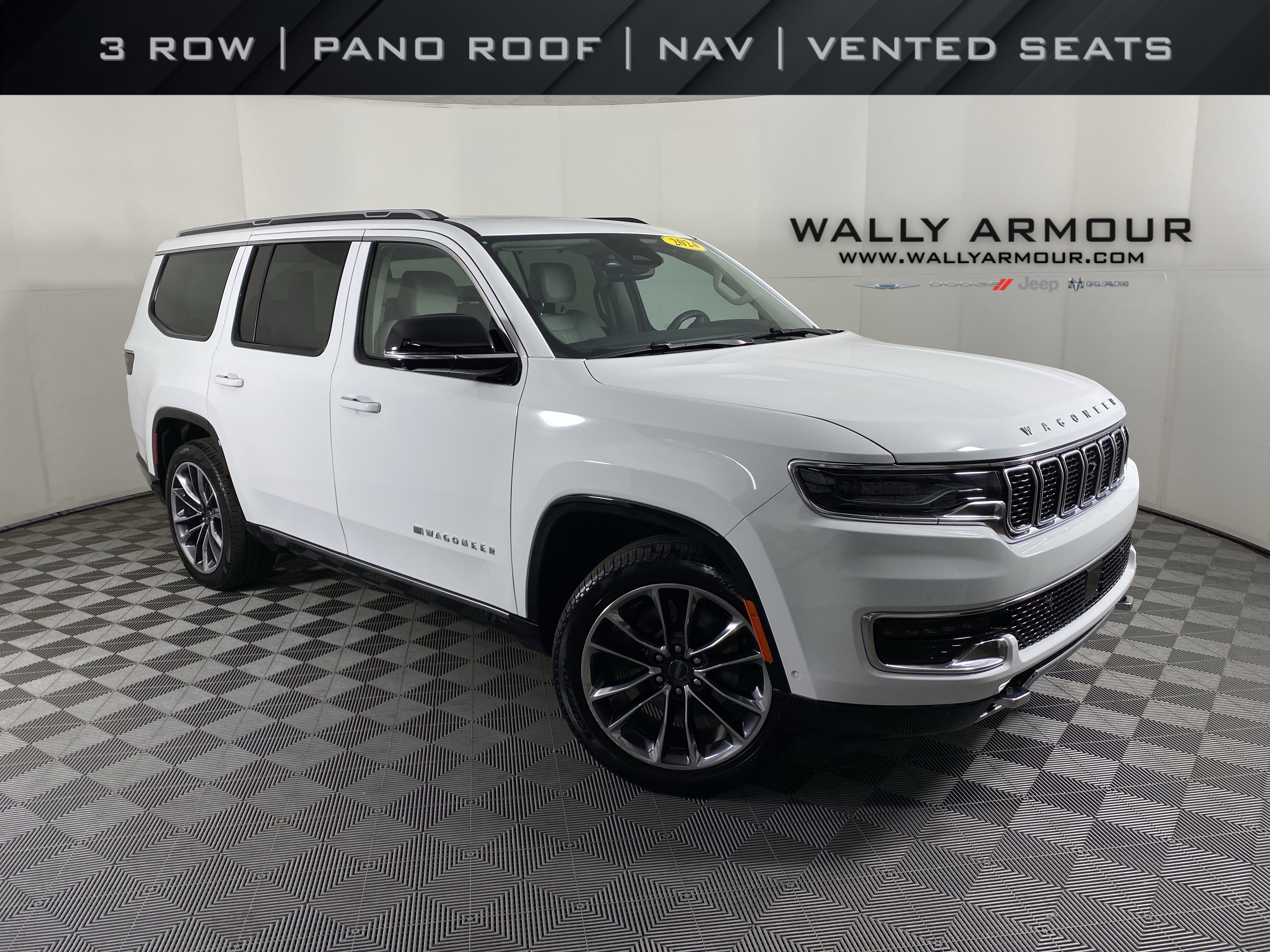Used 2024 Jeep Wagoneer Series III w/ Premium Group I AWD/4WD image 1