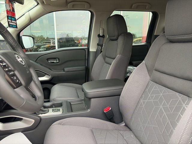 New 2026 Nissan Frontier SV image 8