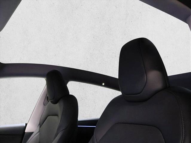 Used 2026 Tesla Model Y Long Range AWD/4WD image 19