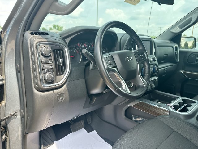 Used 2021 Chevrolet Silverado 1500 LT Trail Boss w/ Bed Protection Package AWD/4WD image 14