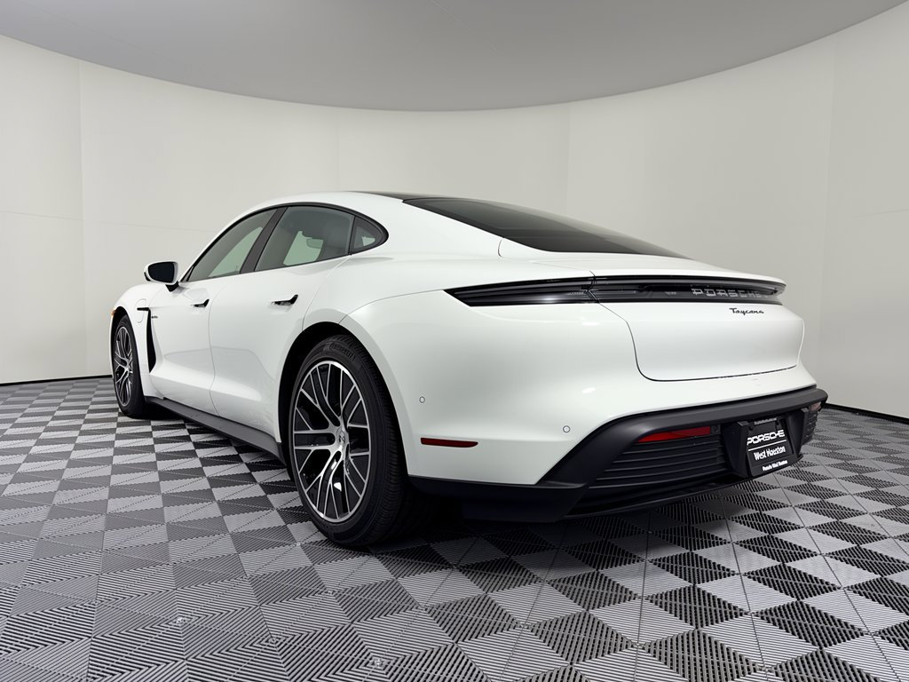 New 2026 Porsche Taycan RWD image 3