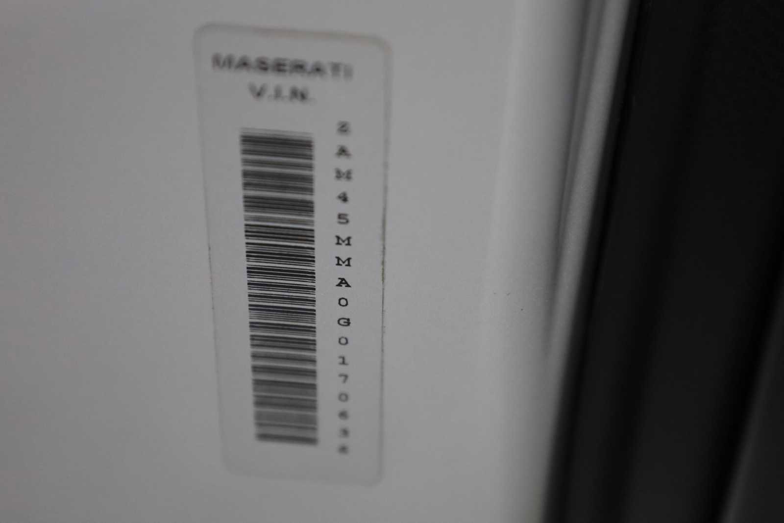 Used 2016 Maserati GranTurismo Convertible image 45