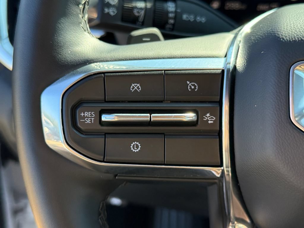 Used 2025 GMC Terrain Elevation AWD/4WD image 16