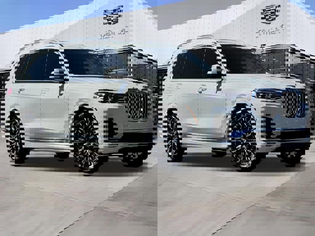 Used 2019 BMW X7 xDrive40i w/ Premium Package image 2