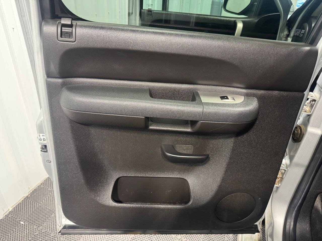 Used 2012 Chevrolet Silverado 2500 LT w/ Interior Plus Package image 12