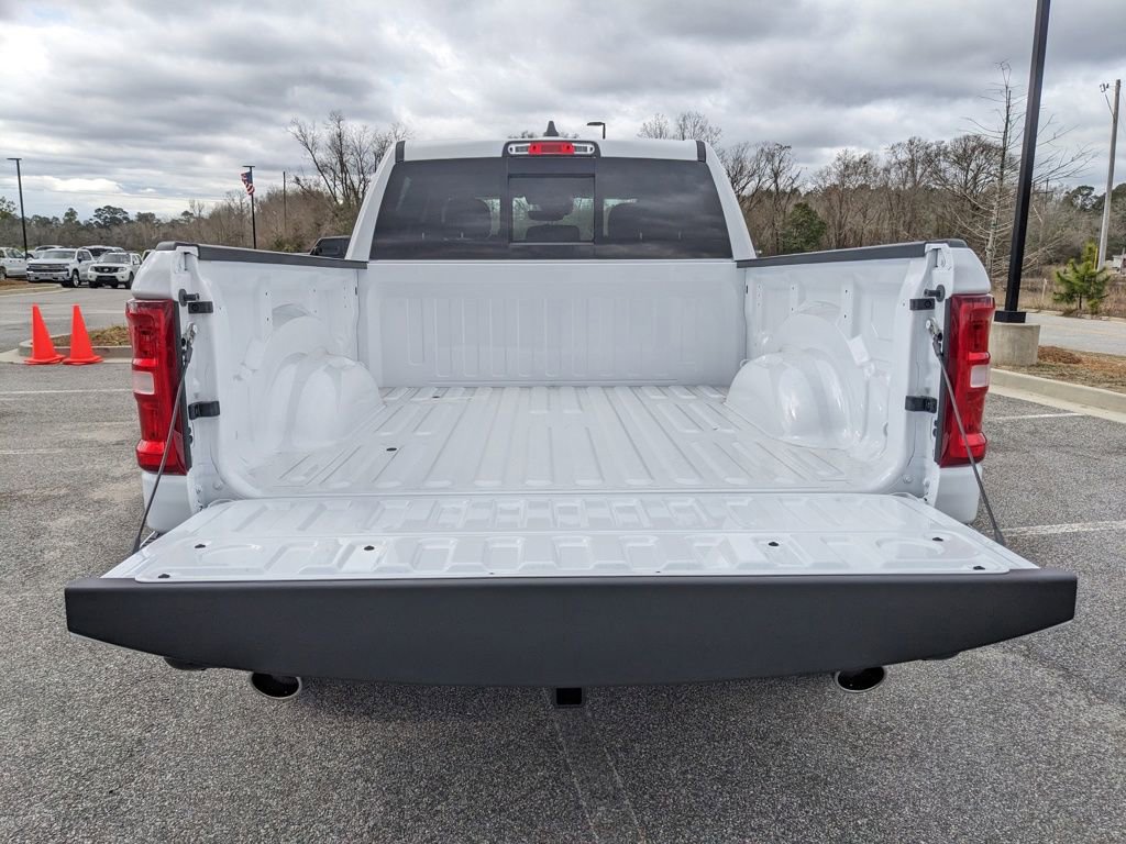 New 2026 RAM 1500 4x4 Crew Cab image 22