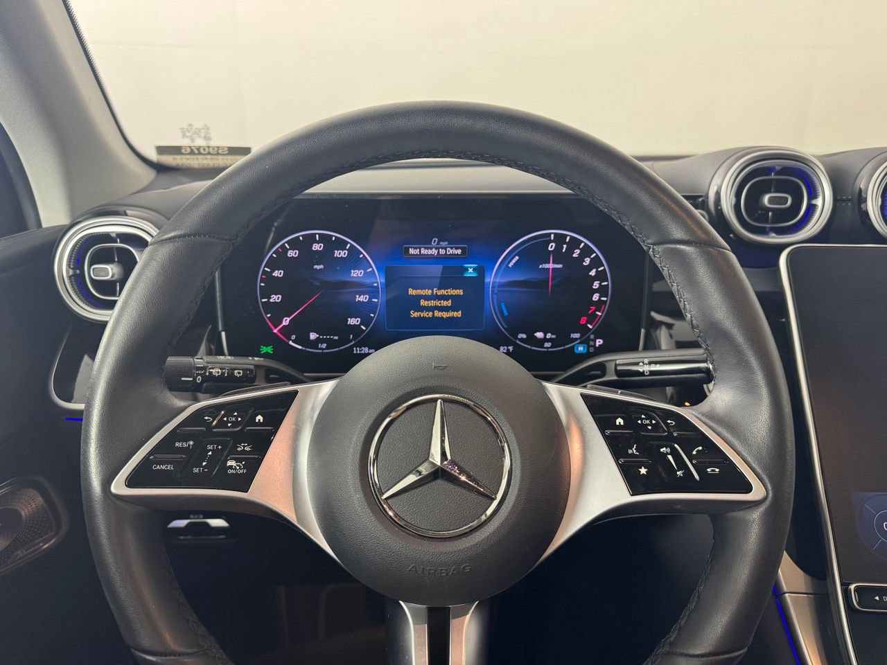 Used 2025 Mercedes-Benz GLC 350e 4MATIC image 13
