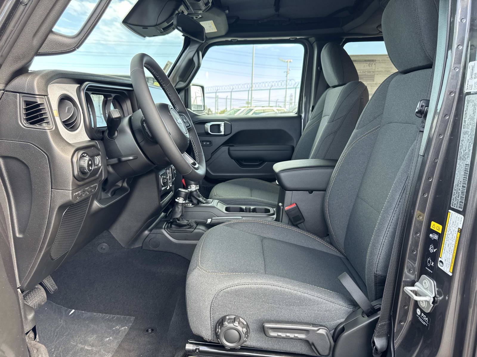 New 2026 Jeep Gladiator Sport AWD/4WD image 23
