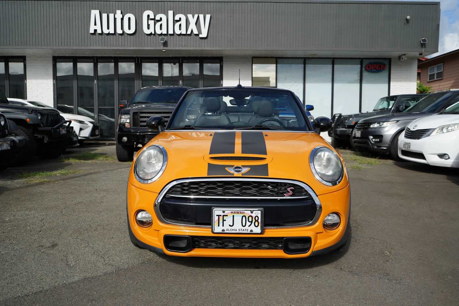 Used 2017 MINI Cooper S FWD image 3