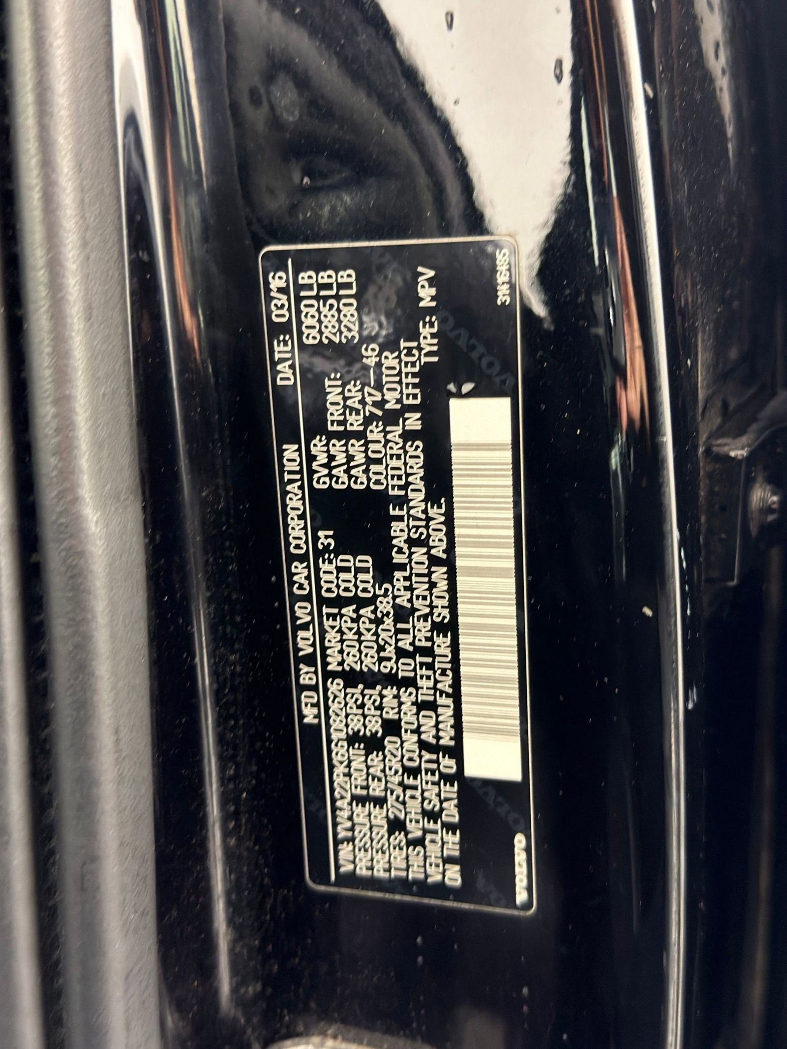 Used 2016 Volvo XC90 T6 Momentum w/ Momentum Plus Package image 21