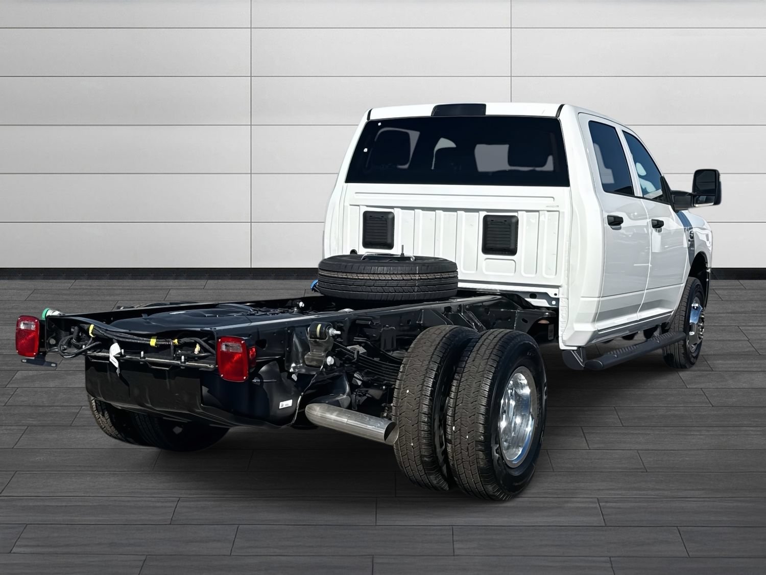 New 2026 RAM 3500 Tradesman w/ Chrome Appearance Group A AWD/4WD image 4