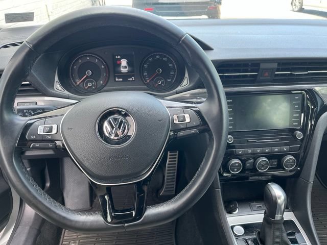 Used 2021 Volkswagen Passat 2.0T R-Line FWD image 4