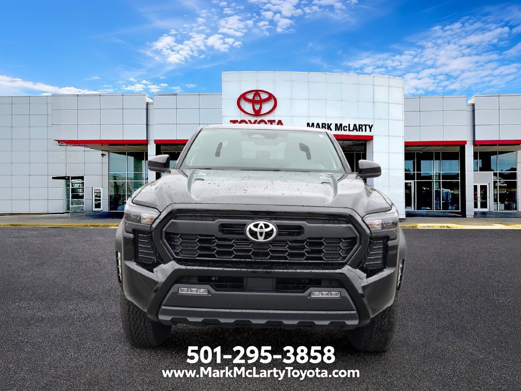 Used 2025 Toyota Tacoma TRD Off-Road AWD/4WD image 8