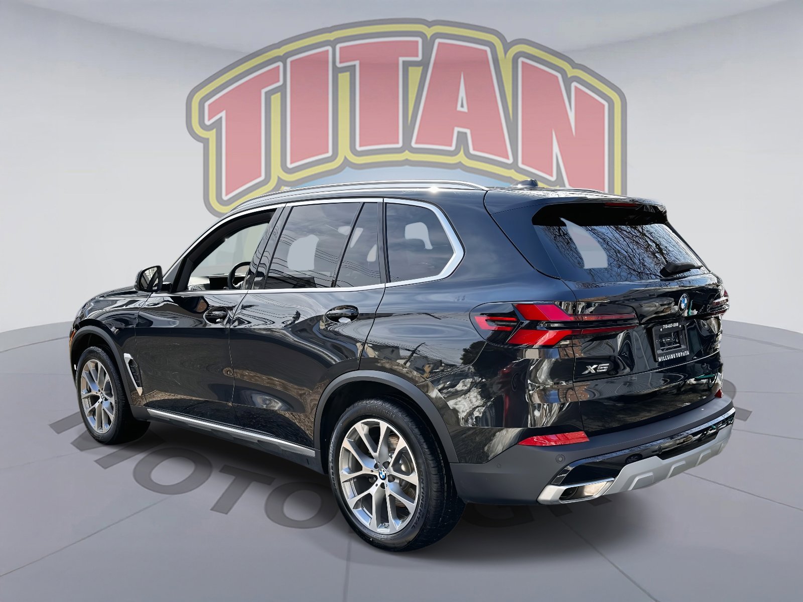 Used 2026 BMW X5 xDrive40i w/ Premium Package AWD/4WD image 3