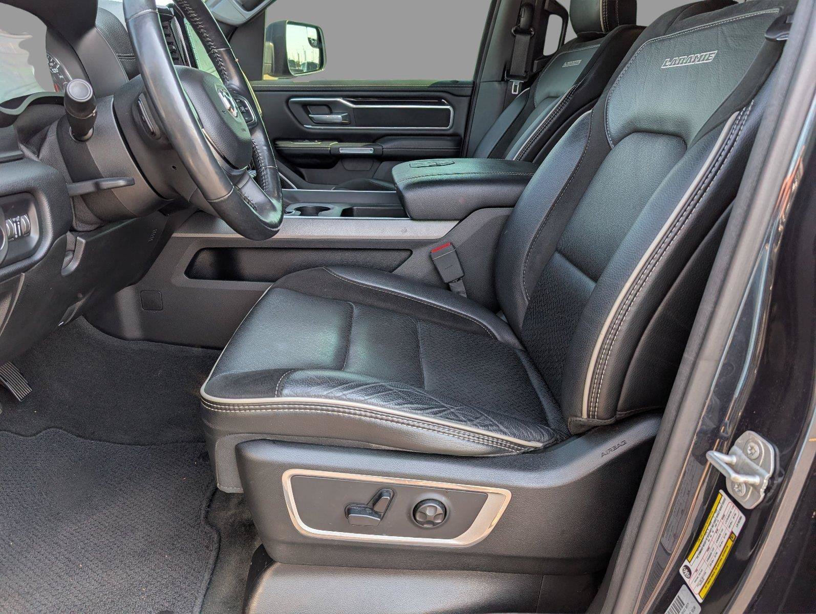 Used 2020 RAM 1500 Laramie w/ Sport Appearance Package AWD/4WD image 3