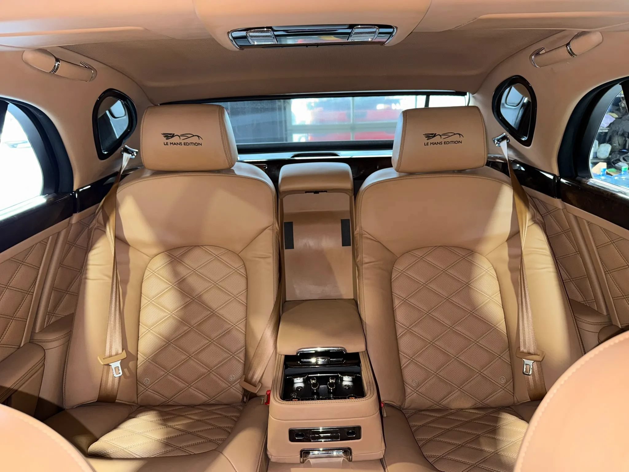 Used 2013 Bentley Mulsanne RWD image 23
