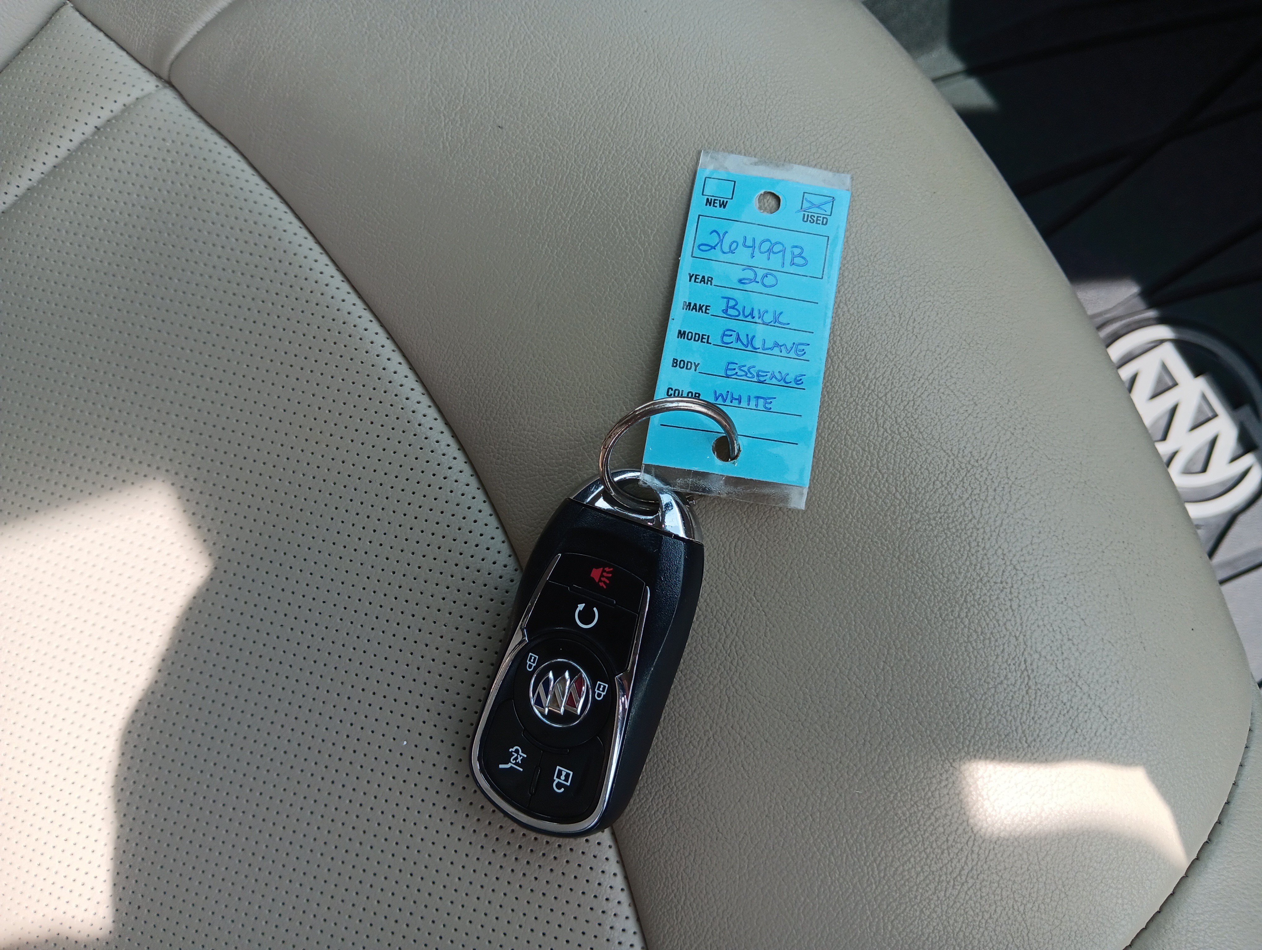 Used 2020 Buick Enclave Essence w/ Sound and Sites Package FWD image 25