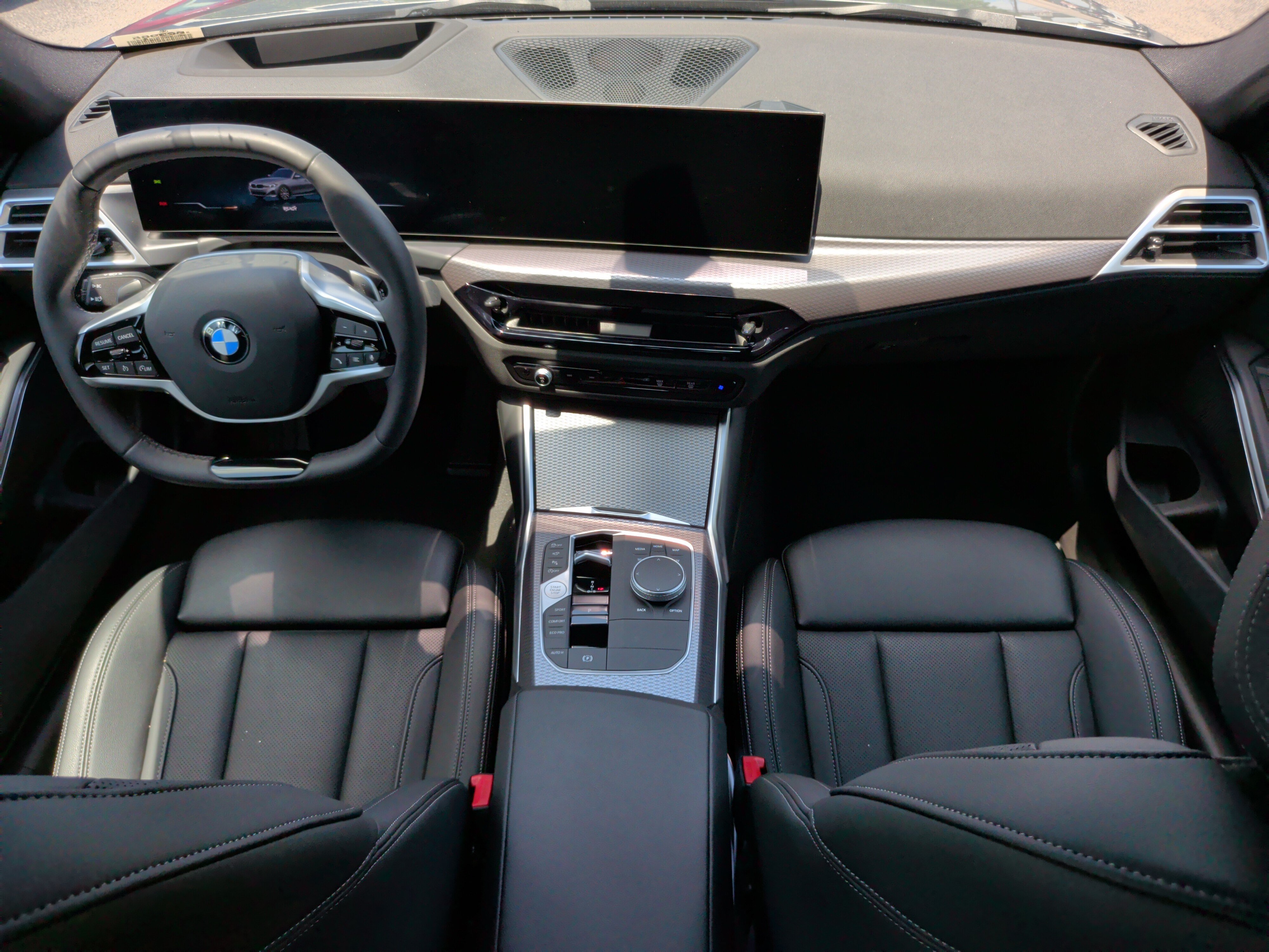 Used 2025 BMW 330i Sedan RWD image 32
