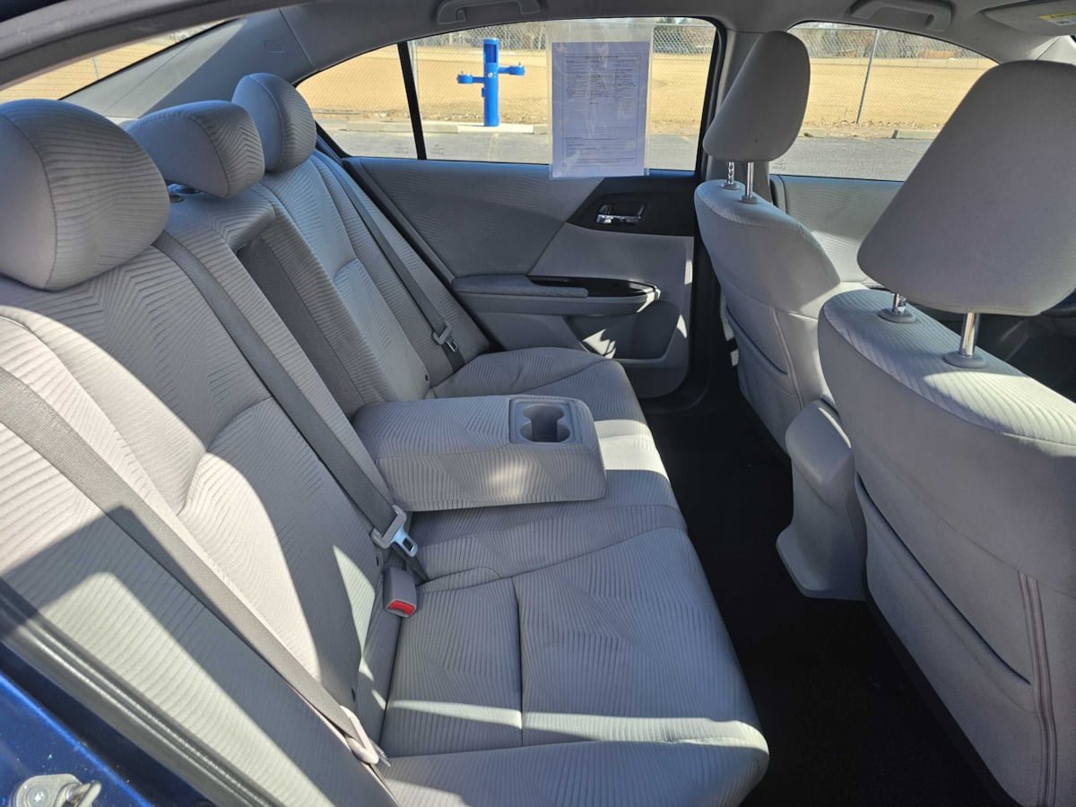 Used 2014 Honda Accord LX image 32