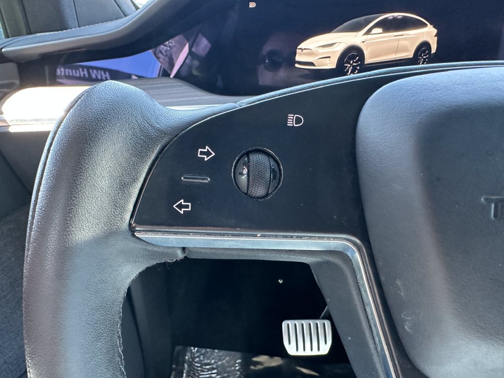 Used 2024 Tesla Model X AWD/4WD image 33