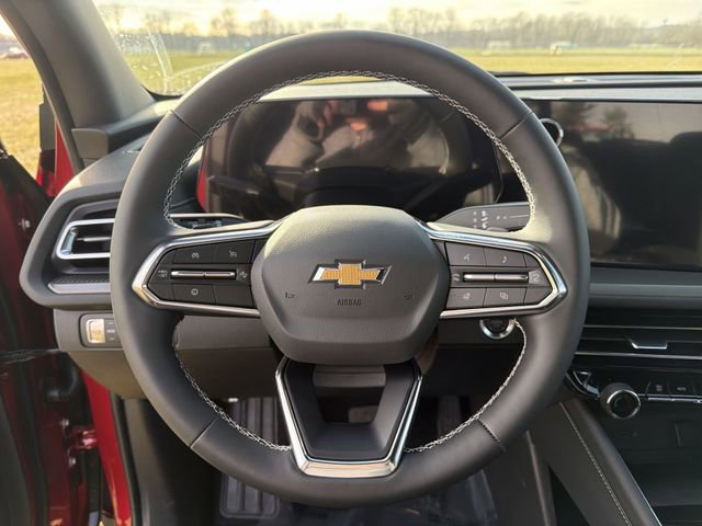 New 2026 Chevrolet Traverse LT w/ Sun and Wheel Package image 38