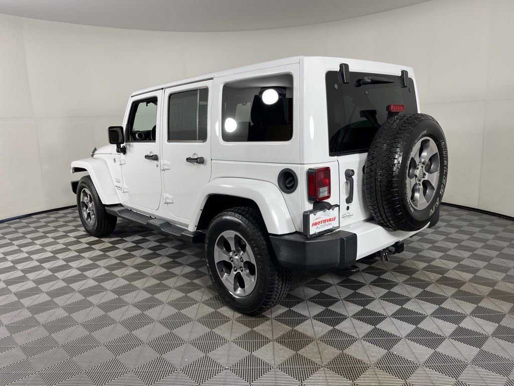 Used 2016 Jeep Wrangler Unlimited Sahara w/ Connectivity Group image 3