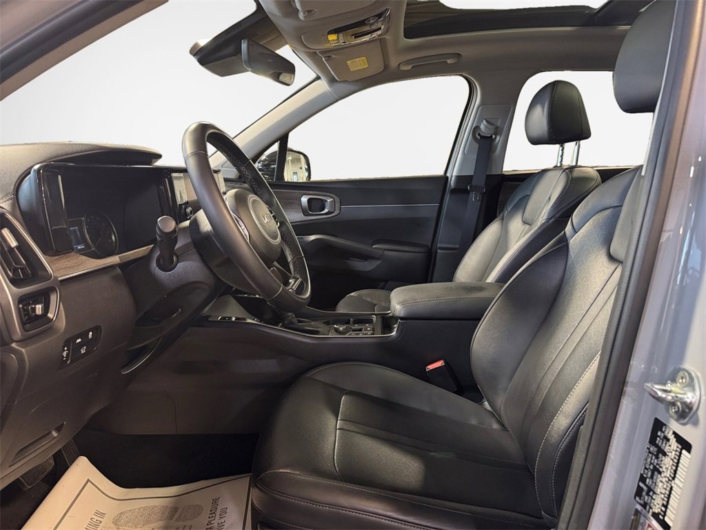Certified 2023 Kia Sorento X-Line EX image 12