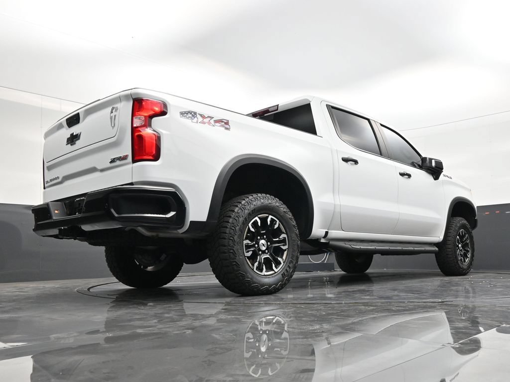 Used 2024 Chevrolet Silverado 1500 ZR2 w/ Technology Package AWD/4WD image 24