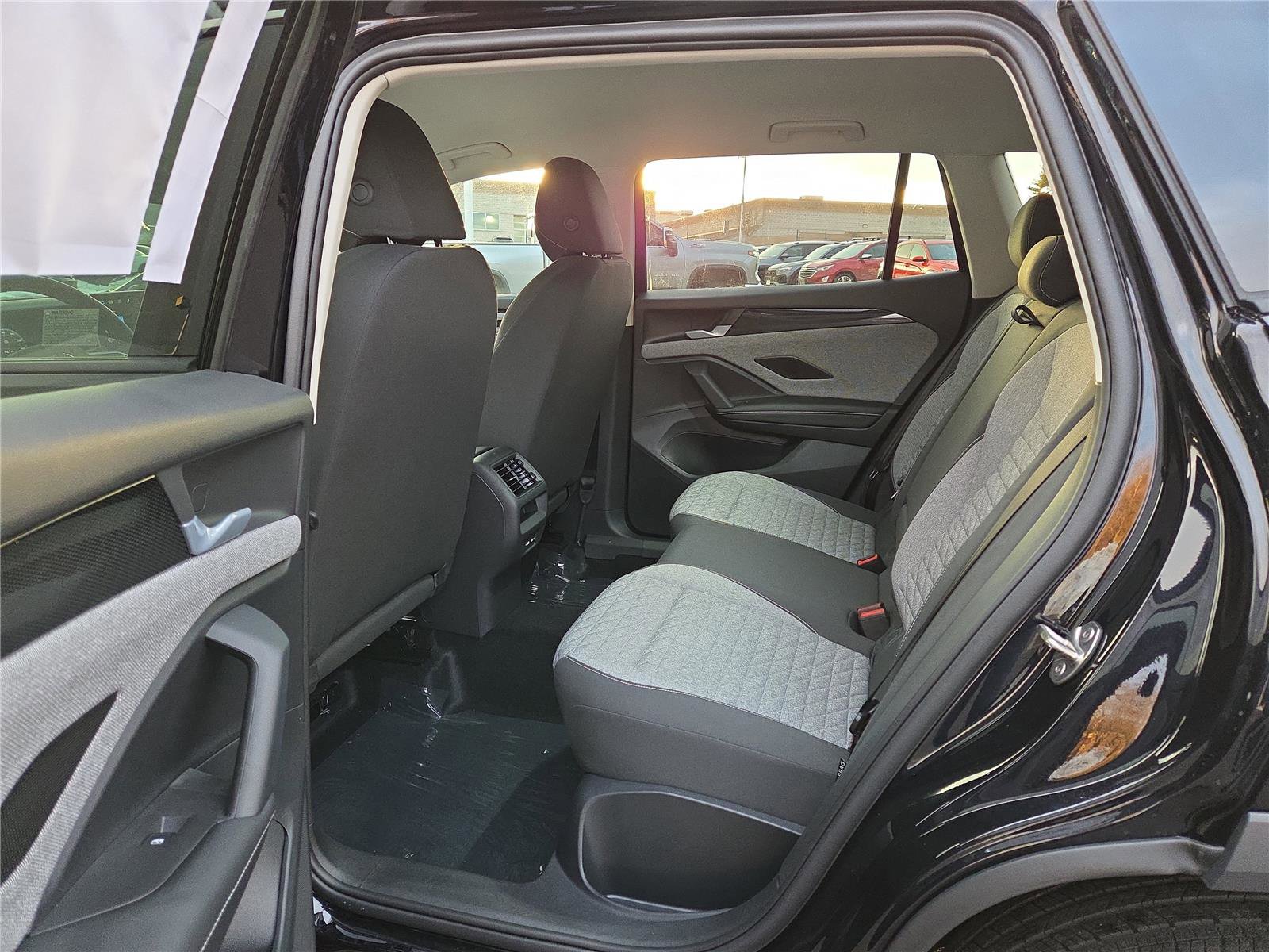 New 2026 Volkswagen Tiguan S image 24