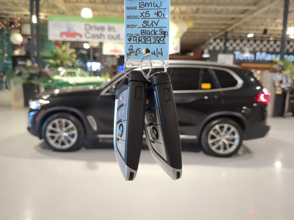 Used 2023 BMW X5 xDrive40i w/ Executive Package image 7