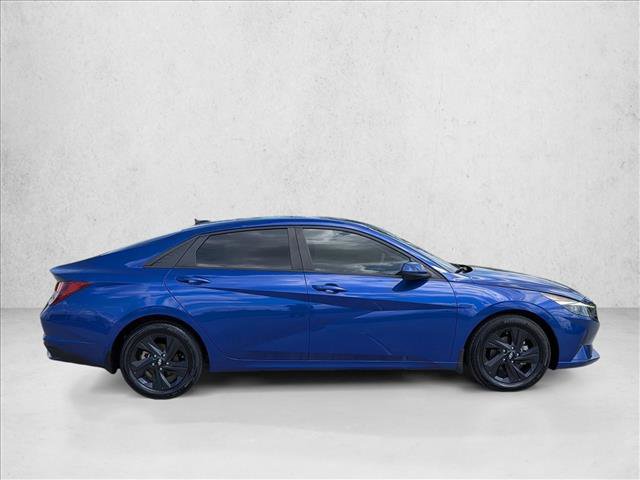 Used 2023 Hyundai Elantra SEL FWD image 4