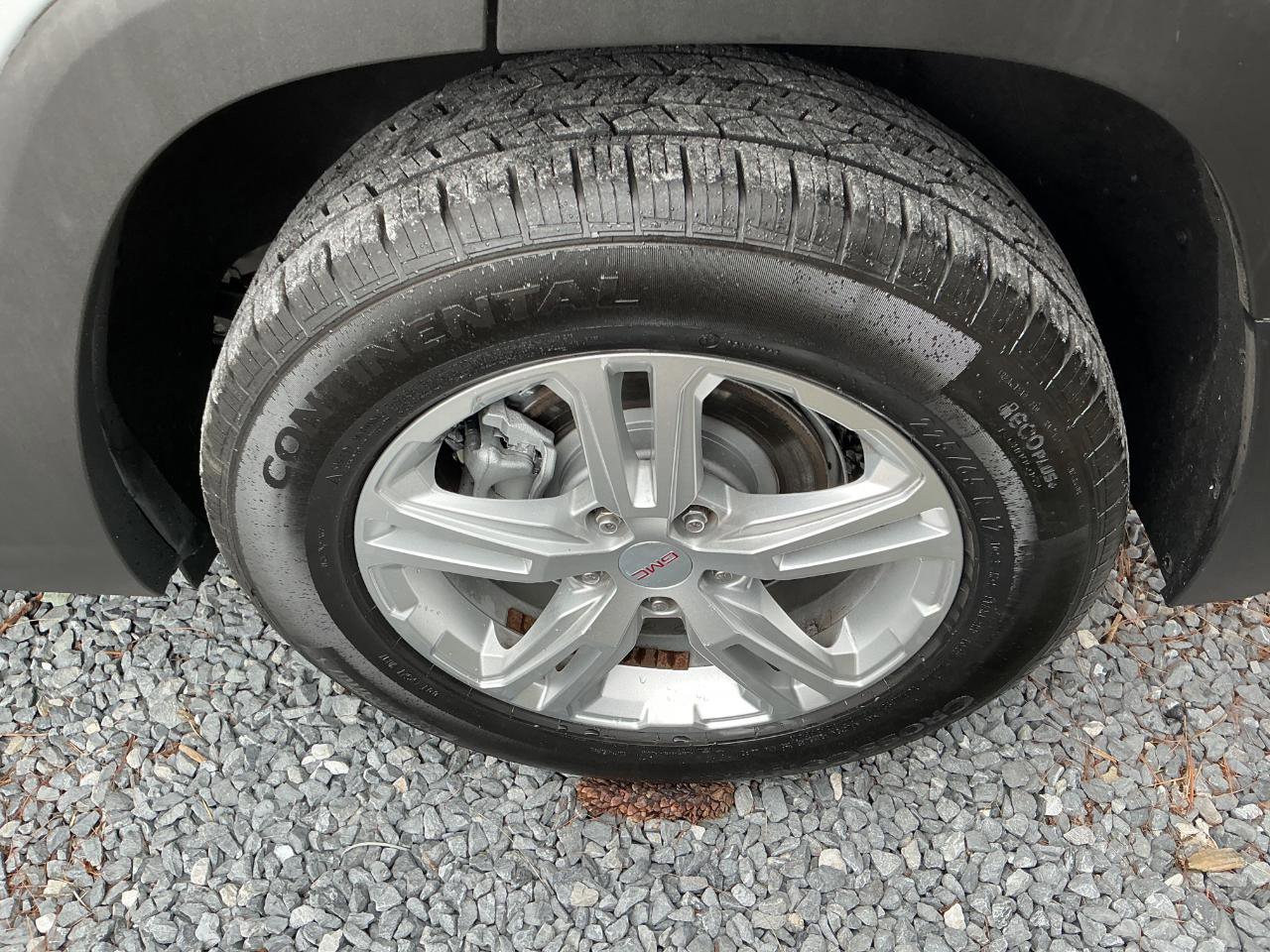 Used 2019 GMC Terrain SLE w/ Driver Convenience Package FWD image 18
