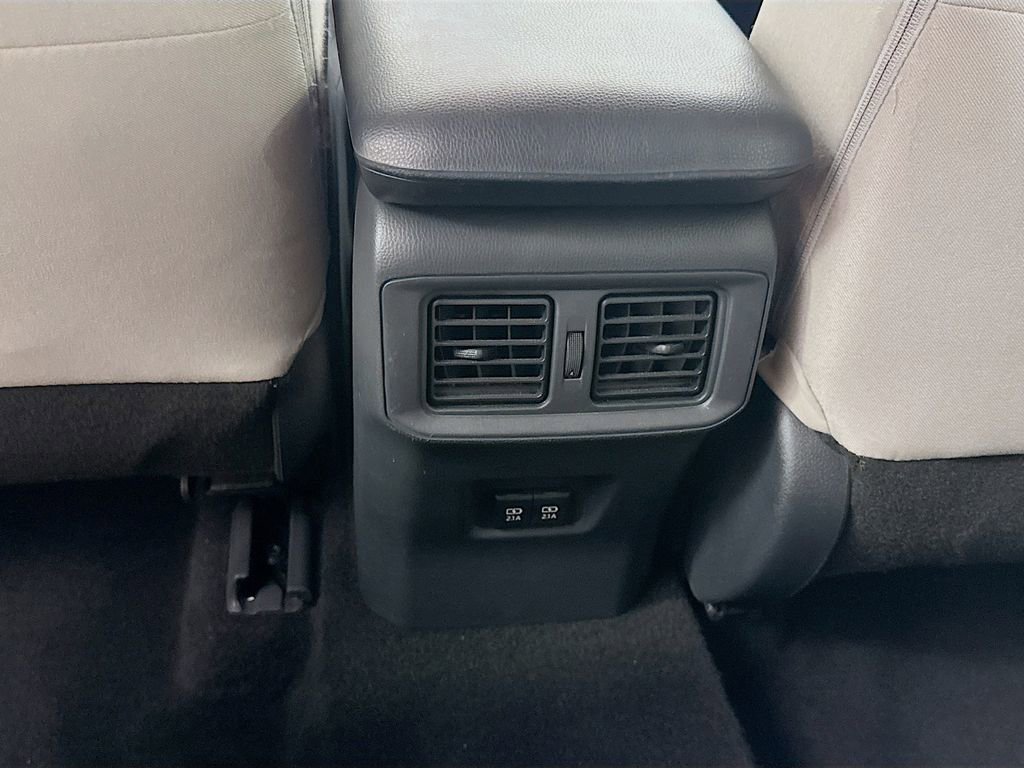 Used 2019 Toyota RAV4 XLE w/ Convenience Package image 28